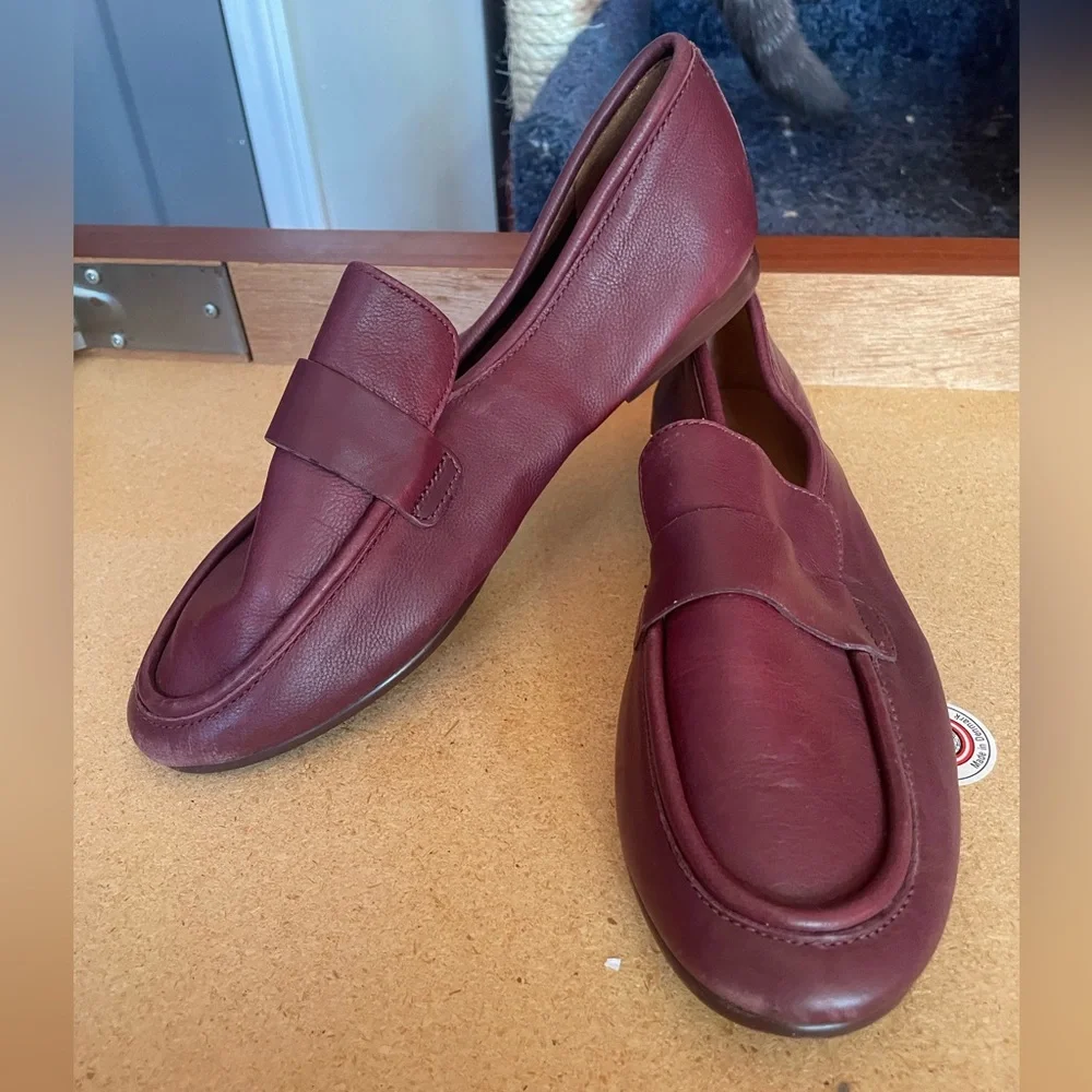 Madewell The Lacey Loafer flats in burgundy leather - Picture 4 of 9